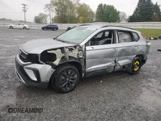 2024 Volkswagen Taos S z VIN 3VV5X7B29RM105608, wystawiony jako Copart lot #51288105 z przebiegiem 15 414 mil mil oraz Szkoda całkowita • Salvage title. Historia ofert i sprzedaży dostępna na DreamBid. Obrazek 1.