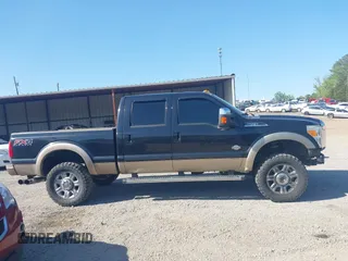 2014 Ford F-250 XL z VIN 1FT7W2BT2EEA24942, wystawiony jako IAAI lot #41955298 z przebiegiem 311 489 mil mil oraz . Historia ofert i sprzedaży dostępna na DreamBid. Obrazek 13.