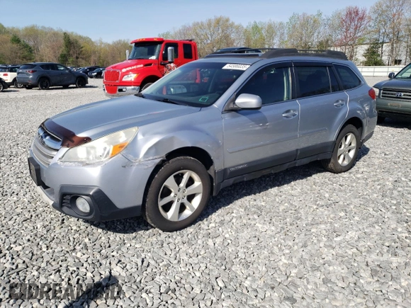 2014 Subaru Outback Limited with VIN 4S4BRBLC3E3274360, listed as a Copart auction lot 54586035 with 176,553 mi miles and Clean Title. Bid and sale history available at DreamBid. Image 1.