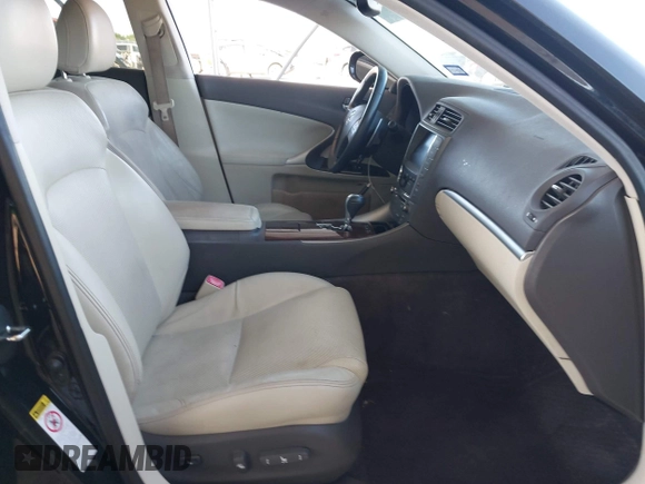 2012 Lexus IS 250 z VIN JTHCF5C28C5054366, wystawiony jako IAAI lot #41959812 z przebiegiem 77 561 mil mil oraz . Historia ofert i sprzedaży dostępna na DreamBid. Obrazek 5.