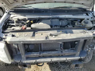 2014 Ford Econoline Passenger XL z VIN 1FBSS3BL1EDA85723, wystawiony jako Copart lot #53297125 z przebiegiem 245 566 mil mil oraz Szkoda całkowita • Salvage title. Historia ofert i sprzedaży dostępna na DreamBid. Obrazek 12.