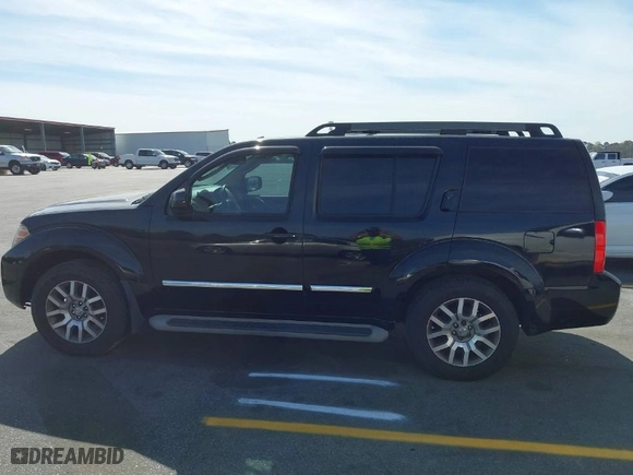 2012 Nissan Pathfinder SV with VIN 5N1AR1NB6CC640545, listed as a IAAI auction lot 41834016 with 163,871 mi miles. Bid and sale history available at carsss.com. Image 14.