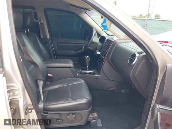 2008 Ford Explorer Limited with VIN 1FMEU65E78UA81709, listed as a IAAI auction lot 42102423 with 167,808 mi miles and . Bid and sale history available at DreamBid. Image 5.