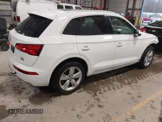 2018 Audi Q5 Premium Plus with VIN WA1BNAFY3J2236543, listed as a IAAI auction lot 41936777 with 86,994 mi miles. Bid and sale history available at carsss.com. Image 4.