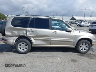2003 Suzuki XL-7 Touring with VIN JS3TX92V634107042, listed as a IAAI auction lot 41902576 with 176,439 mi miles. Bid and sale history available at carsss.com. Image 14.