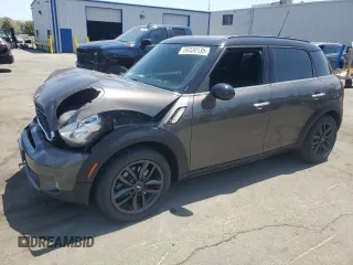 2013 MINI Countryman S z VIN WMWZC3C51DWP22004, wystawiony jako Copart lot #59330135 z przebiegiem 101 516 mil mil oraz Szkoda całkowita • Salvage title. Historia ofert i sprzedaży dostępna na DreamBid. Obrazek 1.