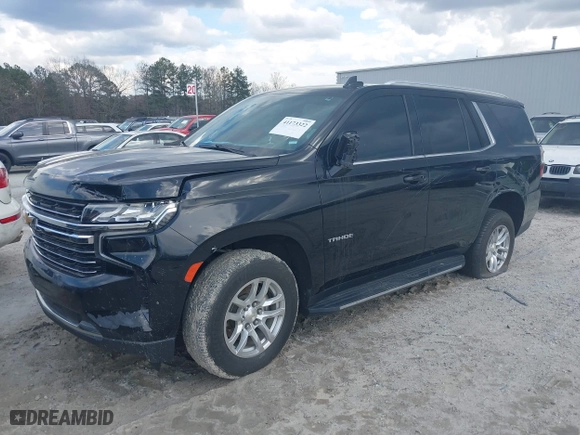 2021 Chevrolet Tahoe LT with VIN 1GNSCNKD8MR248213, listed as a IAAI auction lot 41173322 with 121,393 mi miles. Bid and sale history available at carsss.com. Image 2.