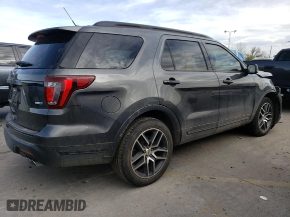 2018 Ford Explorer Sport with VIN 1FM5K8GT6JGA74154, listed as a Copart auction lot 47808035 with 61,974 mi miles and Salvage Title. Bid and sale history available at DreamBid. Image 3.