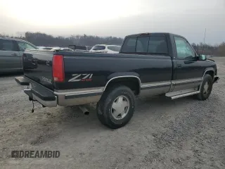 1998 Chevrolet Silverado 1500 with VIN 1GCEK14RXWZ236495, listed as a Copart auction lot 84159824 with 115,083 mi miles and Salvage Title. Bid and sale history available at DreamBid. Image 3.