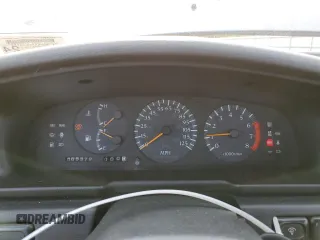 1993 Nissan Maxima z VIN JN1HJ01F8PT075754, wystawiony jako Copart lot #61406264 z przebiegiem 69 379 mil mil oraz Nie do naprawy. Historia ofert i sprzedaży dostępna na DreamBid. Obrazek 9.