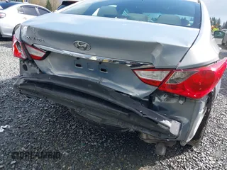 2011 Hyundai Sonata GLS with VIN 5NPEB4AC5BH255149, listed as a IAAI auction lot 41950130 with 76,245 mi miles and . Bid and sale history available at carsss.com. Image 6.
