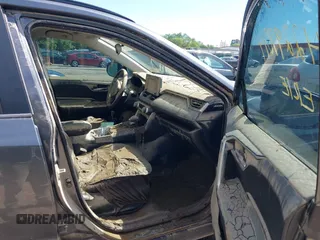 2021 Toyota RAV4 XLE with VIN 2T3P1RFV1MC214257, listed as a IAAI auction lot 42297014 with Not provided miles and . Bid and sale history available at DreamBid. Image 5.