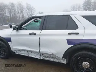 2022 Ford Police Interceptor Utility z VIN 1FM5K8AB5NGA54483, wystawiony jako IAAI lot #41562308 z przebiegiem 65 002 mil mil oraz . Historia ofert i sprzedaży dostępna na DreamBid. Obrazek 14.