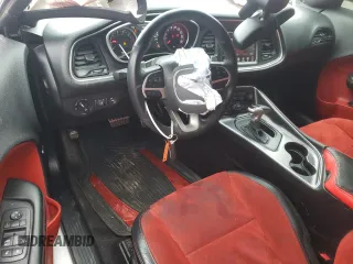 2016 Dodge Challenger R/T Scat Pack z VIN 2C3CDZFJ3GH153326, wystawiony jako Copart lot #45931845 z przebiegiem 64 245 mil mil oraz Szkody całkowita. Historia ofert i sprzedaży dostępna na DreamBid. Obrazek 8.