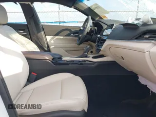 2024 Cadillac CT4 Luxury z VIN 1G6DA5RK2R0127414, wystawiony jako IAAI lot #41189546 z przebiegiem 6 383 mil mil oraz . Historia ofert i sprzedaży dostępna na DreamBid. Obrazek 5.