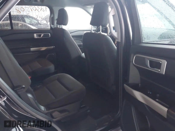 2024 Ford Explorer XLT with VIN 1FMSK8DH7RGA32154, listed as a IAAI auction lot 42307508 with 46,402 mi miles and . Bid and sale history available at DreamBid. Image 8.