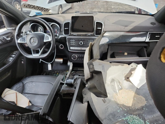 2017 Mercedes-Benz GLE 43 AMG with VIN 4JGED6EB3HA064705, listed as a Copart auction lot 61675435 with Not provided miles and Salvage title. Bid and sale history available at DreamBid. Image 8.