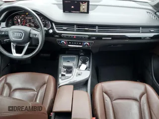 2018 Audi Q7 Premium Plus with VIN WA1LAAF7XJD023973, listed as a Copart auction lot 43811935 with 101,090 mi miles and Clean Title. Bid and sale history available at carsss.com. Image 8.