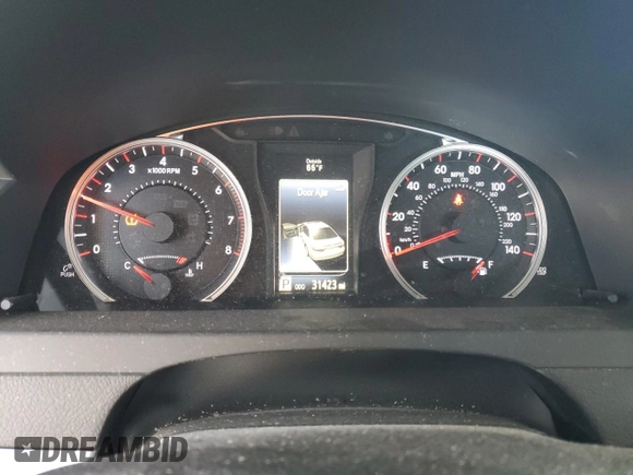 2016 Toyota Camry XLE with VIN 4T1BF1FK9GU572057, listed as a Copart auction lot 53494755 with 31,423 mi miles and Salvage Title. Bid and sale history available at carsss.com. Image 9.
