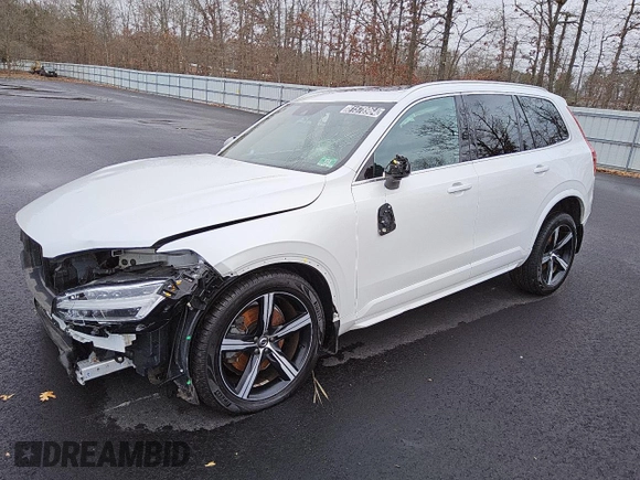 2017 Volvo XC90 R-Design with VIN YV4A22PM8H1145518, listed as a Copart auction lot 81578964 with 68,534 mi miles and Clean Title. Bid and sale history available at carsss.com. Image 1.