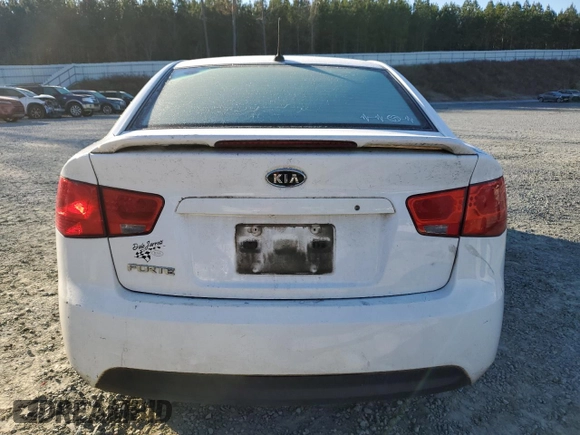 2011 Kia Forte LX with VIN KNAFT4A25B5435866, listed as a Copart auction lot 82820094 with 220,225 mi miles and Salvage Title. Bid and sale history available at carsss.com. Image 6.