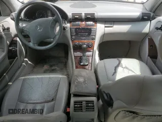 2006 Mercedes-Benz C 280 Luxury with VIN WDBRF54H56A871433, listed as a Copart auction lot 57302905 with 127,105 mi miles and Salvage title. Bid and sale history available at DreamBid. Image 8.