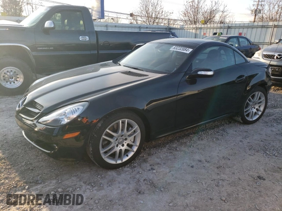 2007 Mercedes-Benz SLK 350 z VIN WDBWK56F87F158377, wystawiony jako Copart lot #83232084 z przebiegiem 44 762 mil mil oraz Szkoda całkowita • Salvage title. Historia ofert i sprzedaży dostępna na DreamBid. Obrazek 1.