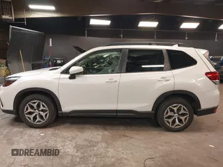 2020 Subaru Forester Premium with VIN JF2SKAJC3LH413653, listed as a IAAI auction lot 42480690 with 70,474 mi miles and . Bid and sale history available at DreamBid. Image 14.