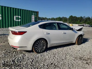 2017 Kia Cadenza Premium with VIN KNALC4J10H5043543, listed as a Copart auction lot 56414784 with 105,719 mi miles and Salvage Title. Bid and sale history available at carsss.com. Image 3.