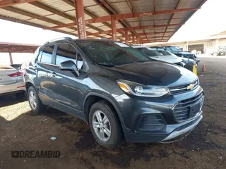 2017 Chevrolet Trax LT with VIN 3GNCJPSB7HL252917, listed as a IAAI auction lot 41490210 with 97,930 mi miles. Bid and sale history available at carsss.com. Image 1.