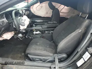 2017 Ford Mustang EcoBoost z VIN 1FA6P8TH0H5239347, wystawiony jako Copart lot #59387815 z przebiegiem Nie podano mil oraz Szkoda całkowita • Salvage title. Historia ofert i sprzedaży dostępna na DreamBid. Obrazek 7.