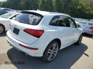 2015 Audi SQ5 Premium Plus with VIN WA1CGAFP6FA048943, listed as a Copart auction lot 65964604 with 103,596 mi miles and Salvage Title. Bid and sale history available at carsss.com. Image 3.