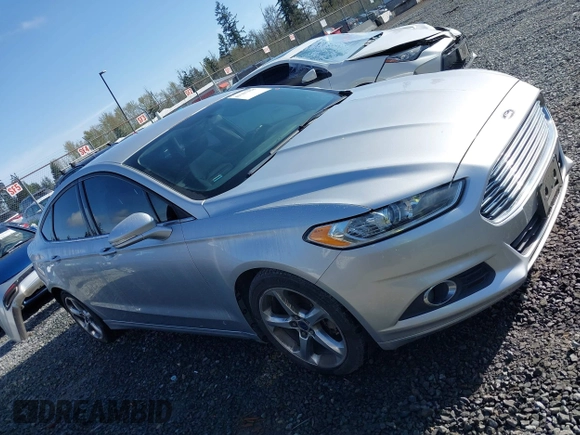 2015 Ford Fusion SE with VIN 3FA6P0H98FR267586, listed as a IAAI auction lot 41987958 with 136,919 mi miles. Bid and sale history available at carsss.com. Image 14.