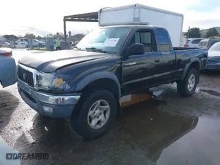 2001 Toyota Tacoma PreRunner with VIN 5TESN92N71Z782399, listed as a IAAI auction lot 41724298 with NaN miles. Bid and sale history available at carsss.com. Image 2.