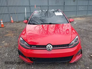 2018 Volkswagen GTI S z VIN 3VW547AU3JM262787, wystawiony jako IAAI lot #42042452 z przebiegiem 98 716 mil mil oraz . Historia ofert i sprzedaży dostępna na DreamBid. Obrazek 12.
