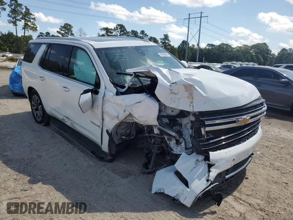 2021 Chevrolet Tahoe LT z VIN 1GNSCNKD1MR130424, wystawiony jako Copart lot #62596485 z przebiegiem 106 648 mil mil oraz Szkoda całkowita • Salvage title. Historia ofert i sprzedaży dostępna na DreamBid. Obrazek 4.