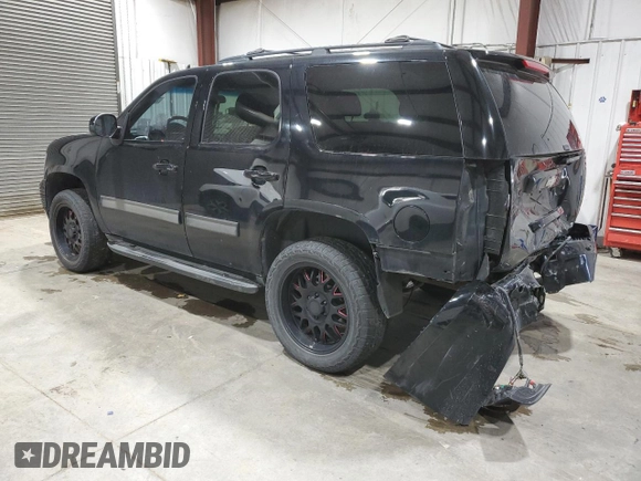 2010 Chevrolet Tahoe LT z VIN 1GNUKBE02AR249128, wystawiony jako Copart lot #79058594 z przebiegiem 121 354 mil mil oraz Szkoda całkowita • Salvage title. Historia ofert i sprzedaży dostępna na DreamBid. Obrazek 2.