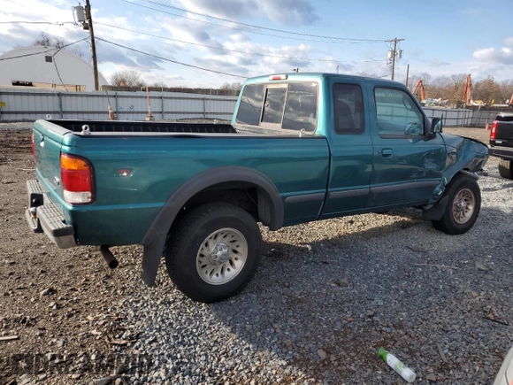 1998 Ford Ranger XL with VIN 1FTZR15U9WTA39630, listed as a Copart auction lot 82971384 with 84,151 mi miles and Salvage Title. Bid and sale history available at carsss.com. Image 3.