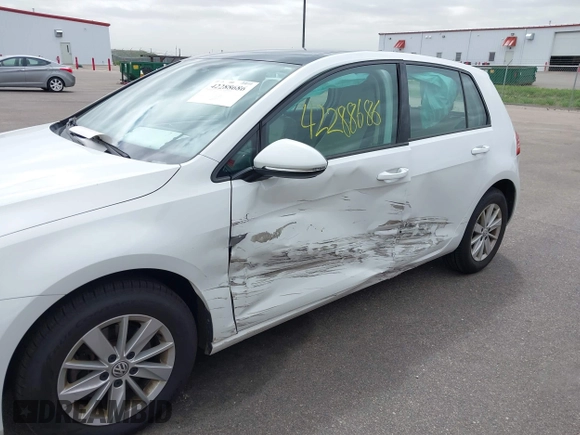 2015 Volkswagen Golf TSI S с VIN 3VW217AU2FM032970, выставлен на аукционе IAAI как лот 42288686 с пробегом 83 357 миль миль и . История ставок и продаж доступна на DreamBid. Изображение 6.