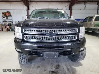 2012 Chevrolet Silverado 1500 LT with VIN 1GCRKSE76CZ317431, listed as a Copart auction lot 50290605 with 182,472 mi miles and Salvage Title. Bid and sale history available at carsss.com. Image 5.