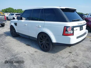 2013 Land Rover Range Rover Sport HSE z VIN SALSF2D42DA809718, wystawiony jako IAAI lot #42335912 z przebiegiem 153 297 mil mil oraz . Historia ofert i sprzedaży dostępna na DreamBid. Obrazek 3.