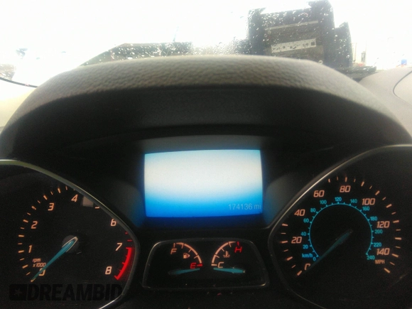 2013 Ford Escape SE с VIN 1FMCU0GX0DUD65650, выставлен на аукционе IAAI как лот 40909432 с пробегом 174 136 миль миль и . История ставок и продаж доступна на DreamBid. Изображение 7.