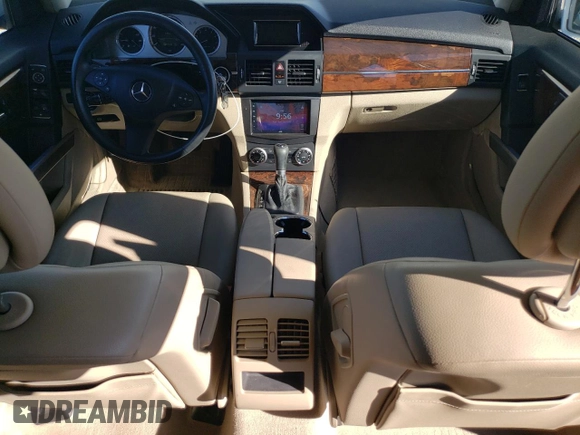 2010 Mercedes-Benz GLK 350 with VIN WDCGG5GB9AF444212, listed as a Copart auction lot 72044054 with 111,483 mi miles and Salvage Title. Bid and sale history available at DreamBid. Image 8.