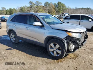 2013 Kia Sorento EX with VIN 5XYKU4A69DG364179, listed as a Copart auction lot 41743825 with 107,819 mi miles and Salvage Title. Bid and sale history available at DreamBid. Image 4.