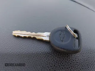 2007 Chevrolet Suburban LT с VIN 1GNFC16027R225418, выставлен на аукционе IAAI как лот 42466800 с пробегом Не указан миль и . История ставок и продаж доступна на DreamBid. Изображение 11.