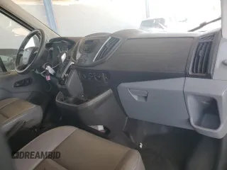 2015 Ford Transit z VIN 1FTNE1CM9FKA53207, wystawiony jako Copart lot #62840195 z przebiegiem 208 385 mil mil oraz Czysty tytuł • Clean title. Historia ofert i sprzedaży dostępna na DreamBid. Obrazek 8.