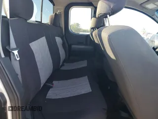 2008 Nissan Titan XE z VIN 1N6BA06A98N359140, wystawiony jako Copart lot #75695814 z przebiegiem 191 668 mil mil oraz Szkoda całkowita • Salvage title. Historia ofert i sprzedaży dostępna na DreamBid. Obrazek 11.