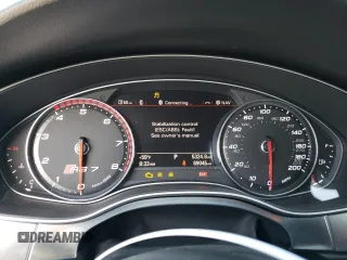 2015 Audi RS 7 Prestige z VIN WUAW2AFC6FN900136, wystawiony jako Copart lot #54558253 z przebiegiem 69 045 mil mil oraz . Historia ofert i sprzedaży dostępna na DreamBid. Obrazek 9.