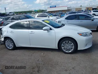 2014 Lexus ES 330 with VIN JTHBK1GG0E2137347, listed as a IAAI auction lot 42128381 with 96,612 mi miles and . Bid and sale history available at DreamBid. Image 13.