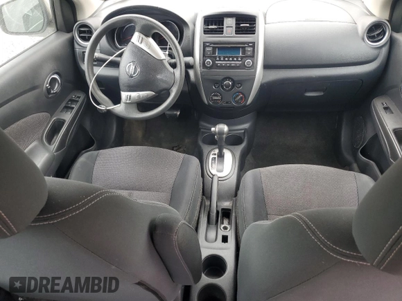 2016 Nissan Versa SV z VIN 3N1CN7AP4GL819029, wystawiony jako Copart lot #64666945 z przebiegiem Nie podano mil oraz Czysty tytuł • Clean title. Historia ofert i sprzedaży dostępna na DreamBid. Obrazek 8.